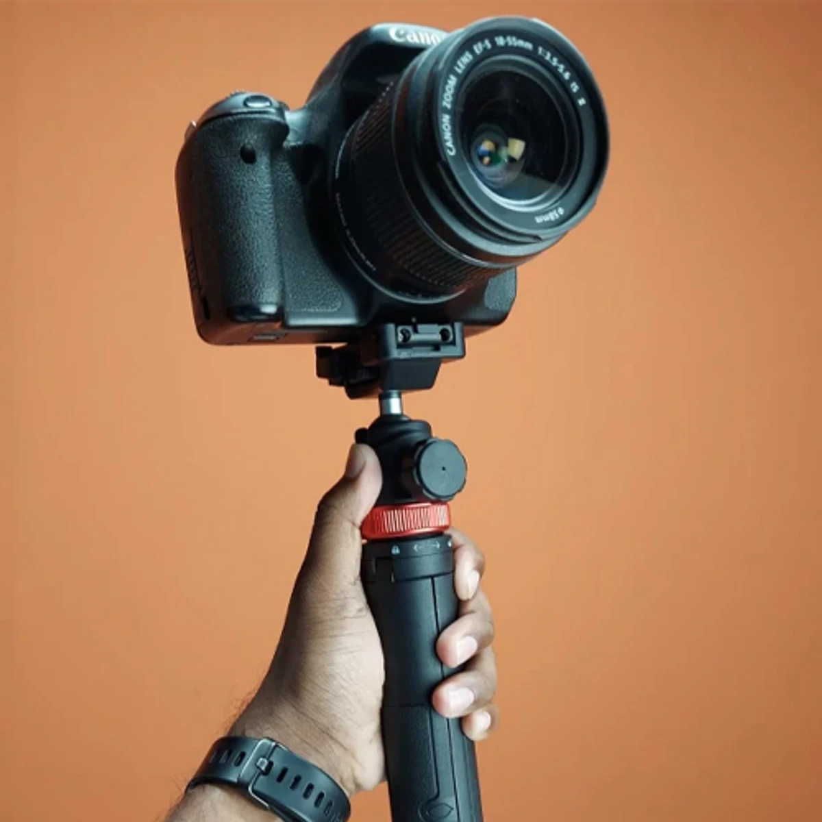 Ulanzi MT-44 Extendable Vlog Tripod With 360° Ball Head